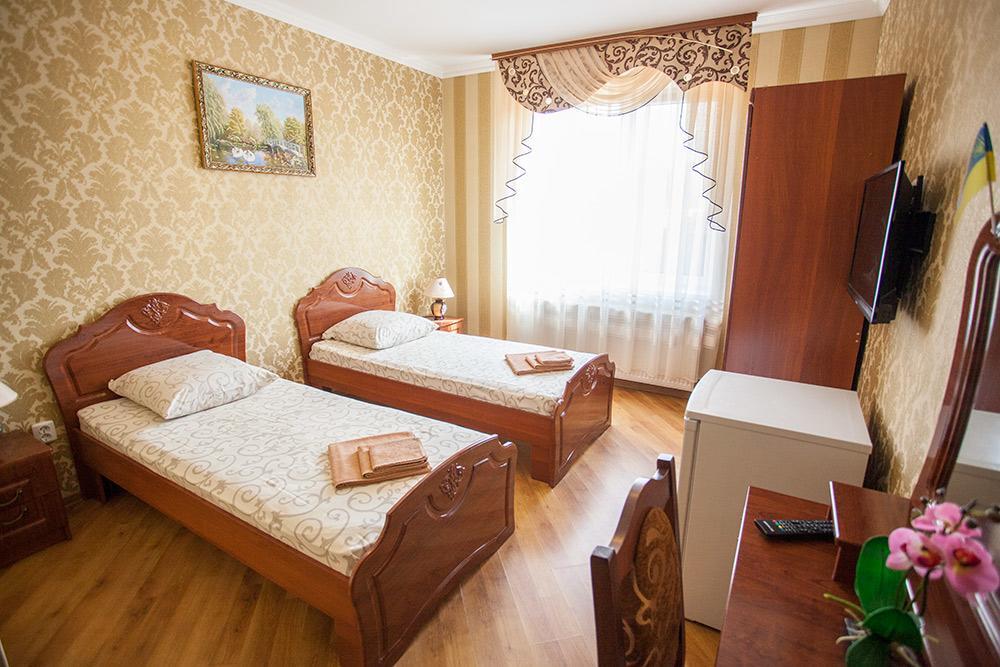 Hotel Goldenluxe Beregovo Exterior foto